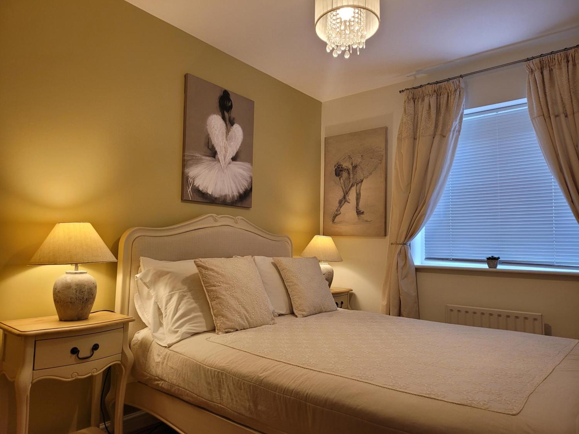 Three Bedroom Apartment By Beautiful Park ロンドン エクステリア 写真