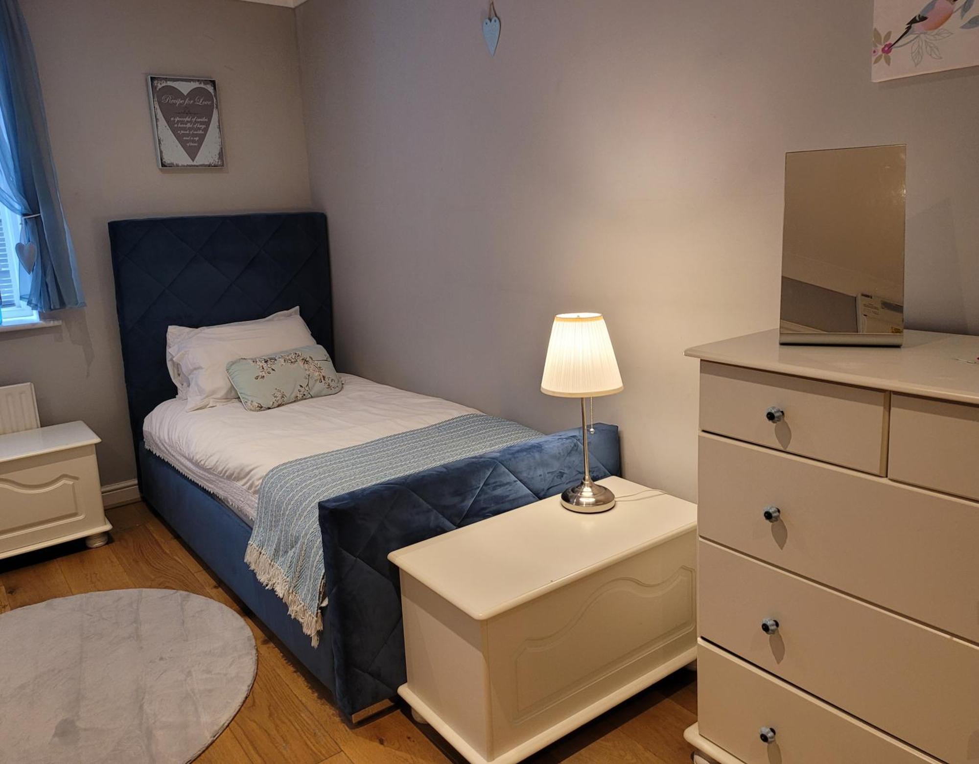 Three Bedroom Apartment By Beautiful Park ロンドン エクステリア 写真