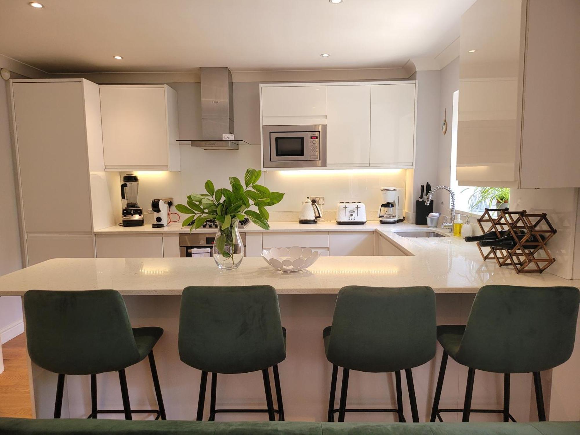 Three Bedroom Apartment By Beautiful Park ロンドン エクステリア 写真