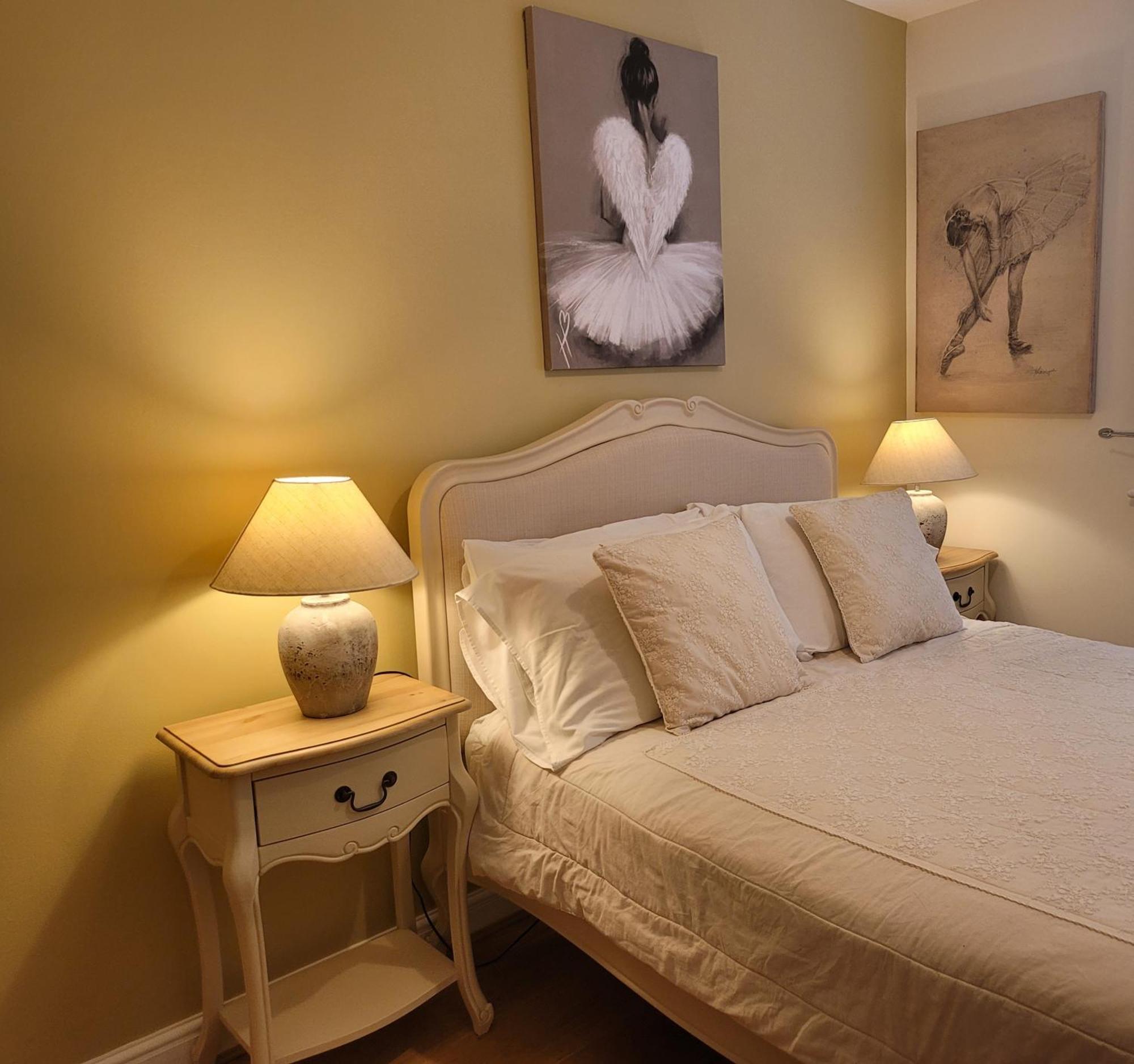 Three Bedroom Apartment By Beautiful Park ロンドン エクステリア 写真